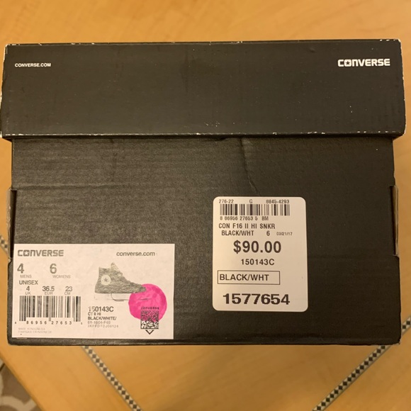 Chuck Taylor Converse hightops - Picture 3 of 8